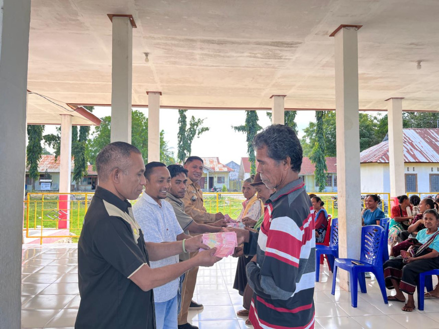 Penyaluran Bantuan Langsung Tunai (BLT)